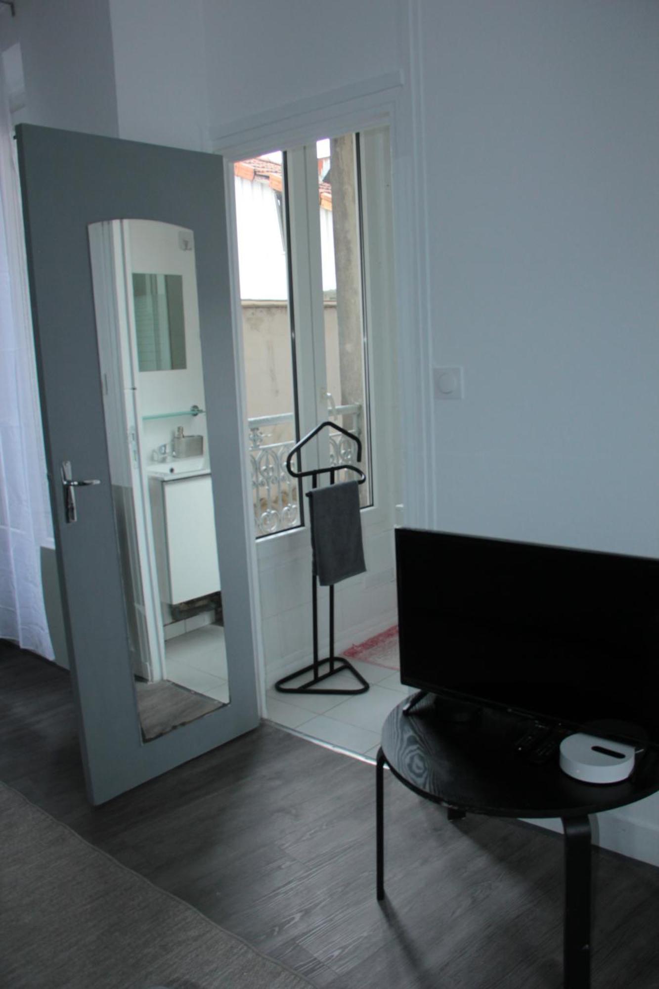 Appartement Pantin Buitenkant foto